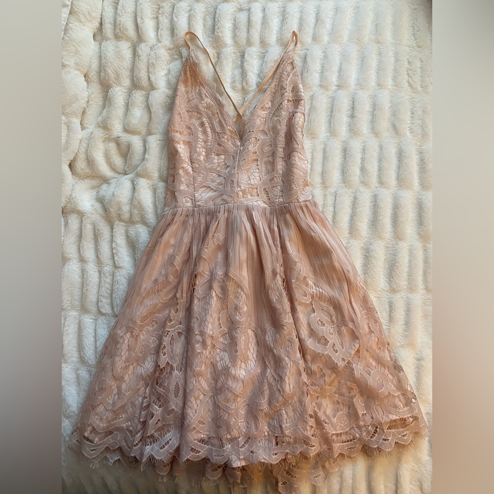 Tobi | Pink Lace with Lace Up Back Dress